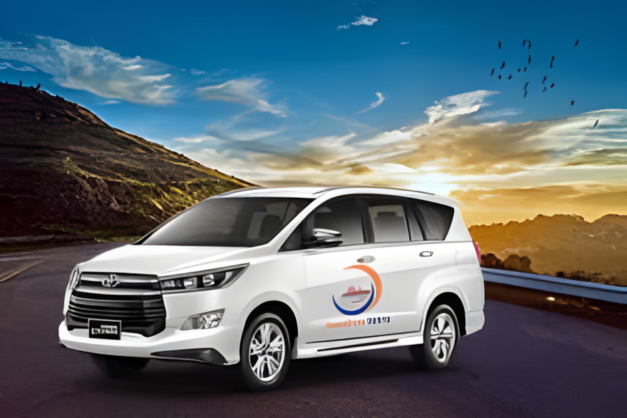 Toyota Innova taxi service in Ayodhya